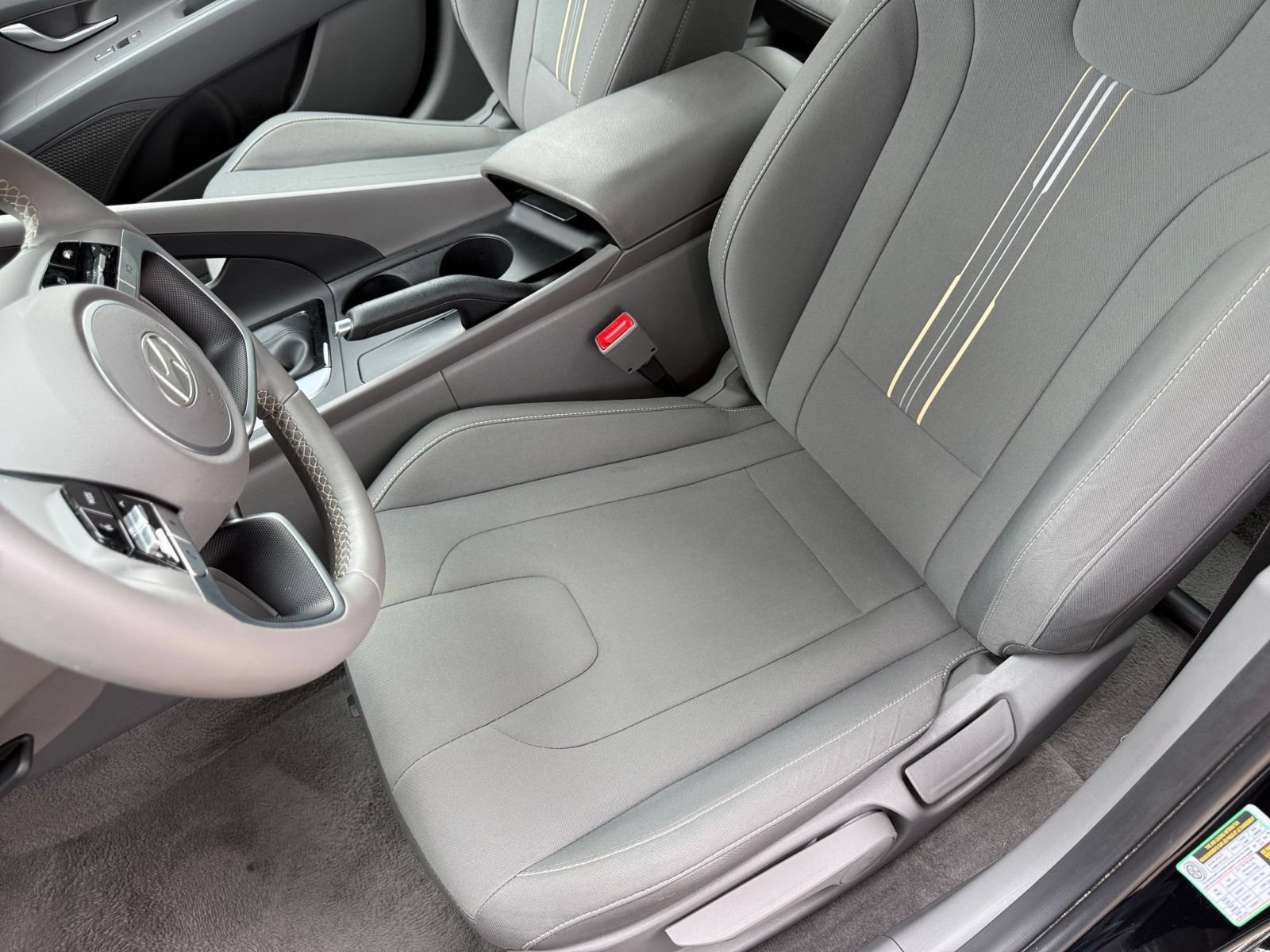 Used 2026 Hyundai Elantra Sport FWD image 35