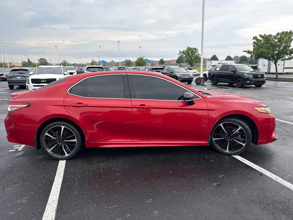 Used 2019 Toyota Camry XSE FWD image 11