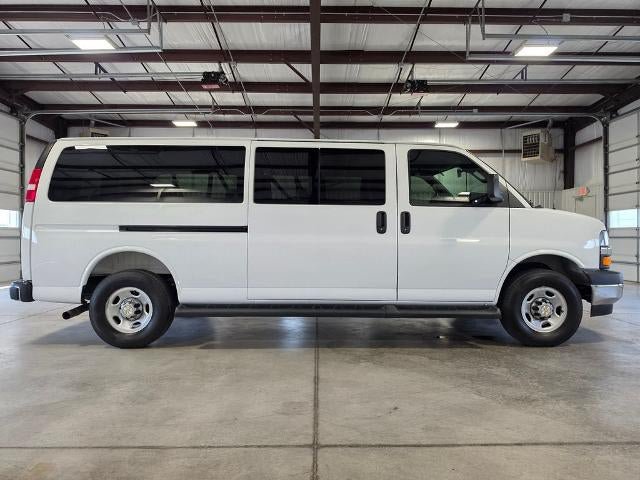 Used 2025 Chevrolet Express 3500 LT w/ LT Preferred Equipment Group RWD image 6