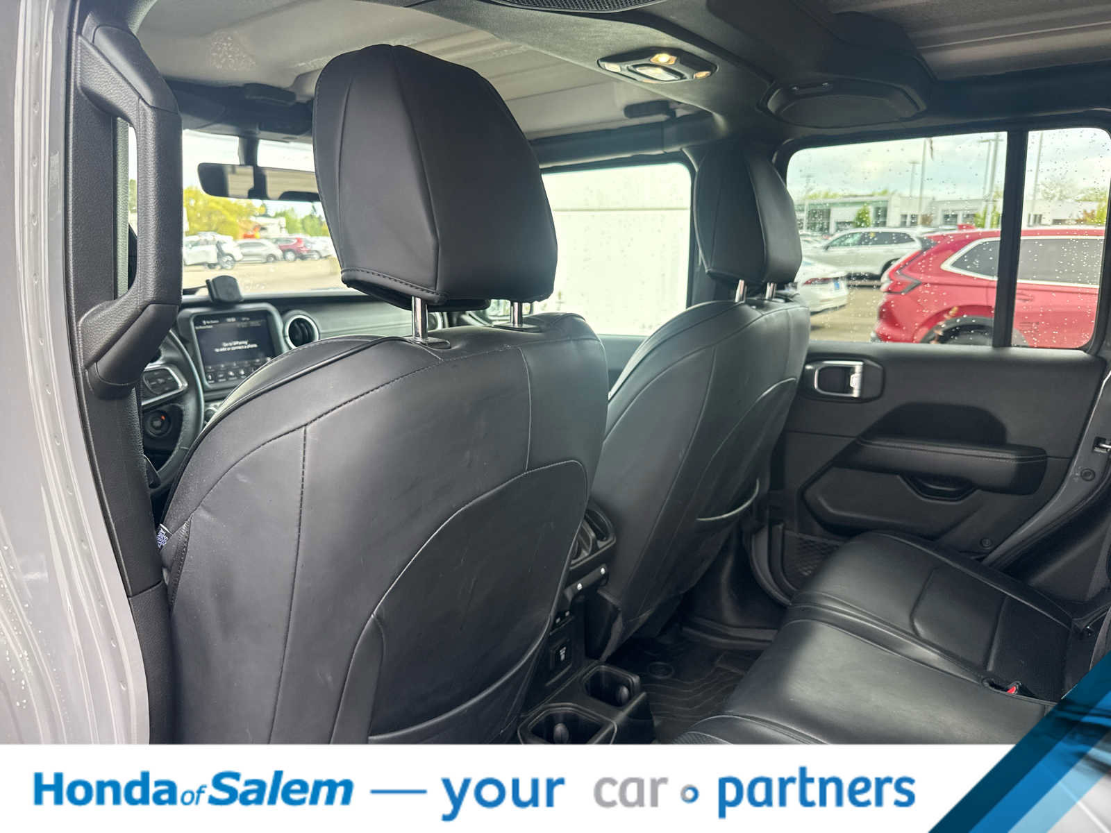 Used 2021 Jeep Gladiator Overland w/ Popular Equipment Package image 12