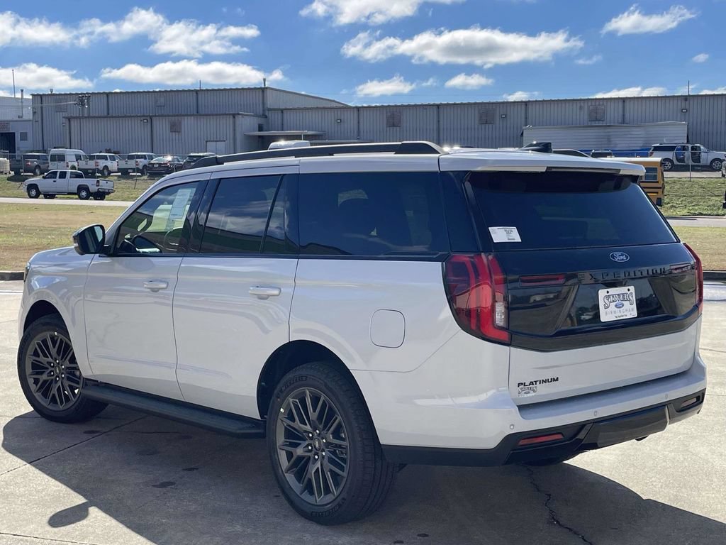 New 2026 Ford Expedition Platinum w/ Stealth Appearance Package AWD/4WD image 5