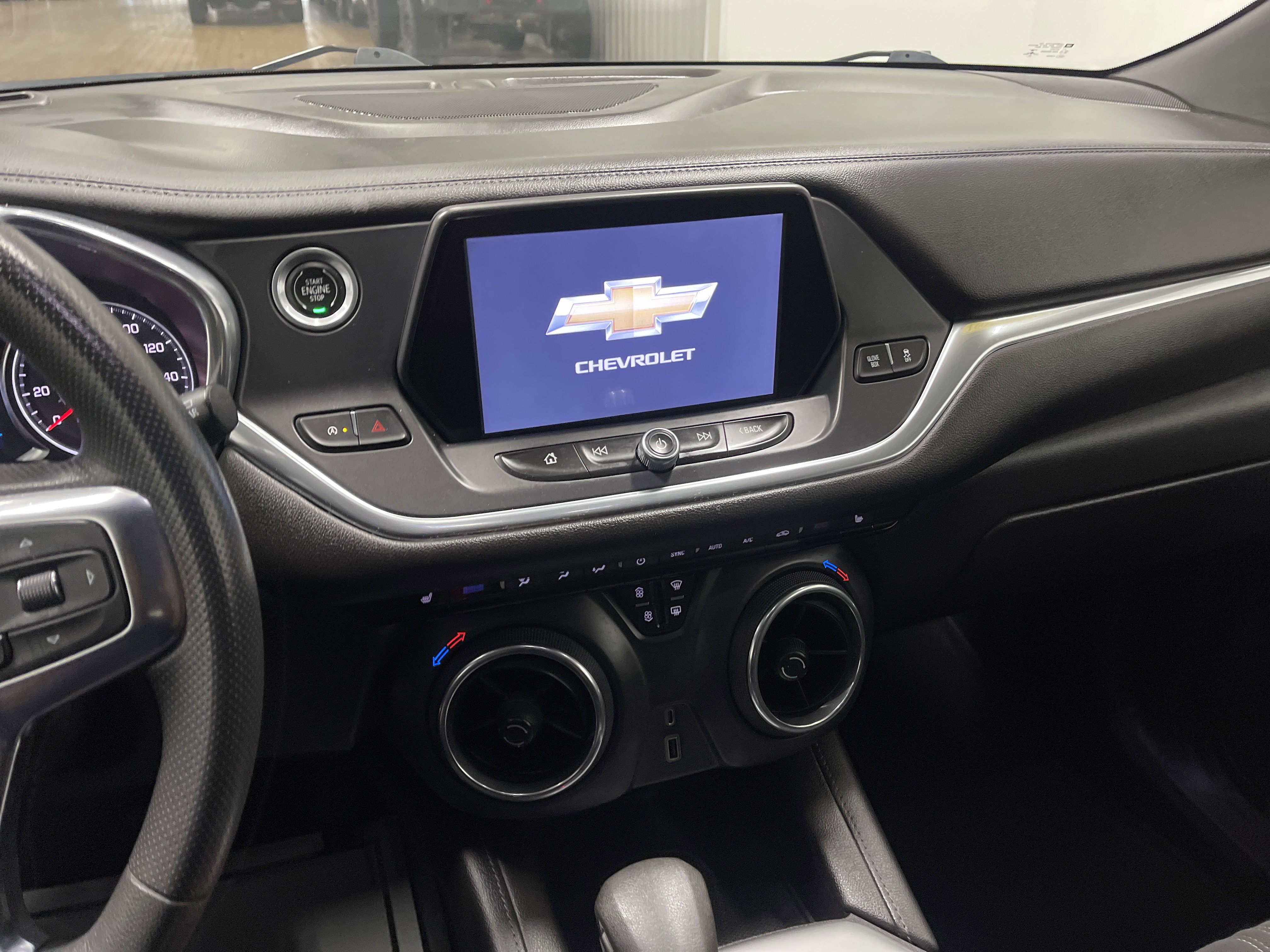 Used 2021 Chevrolet Blazer LT image 29