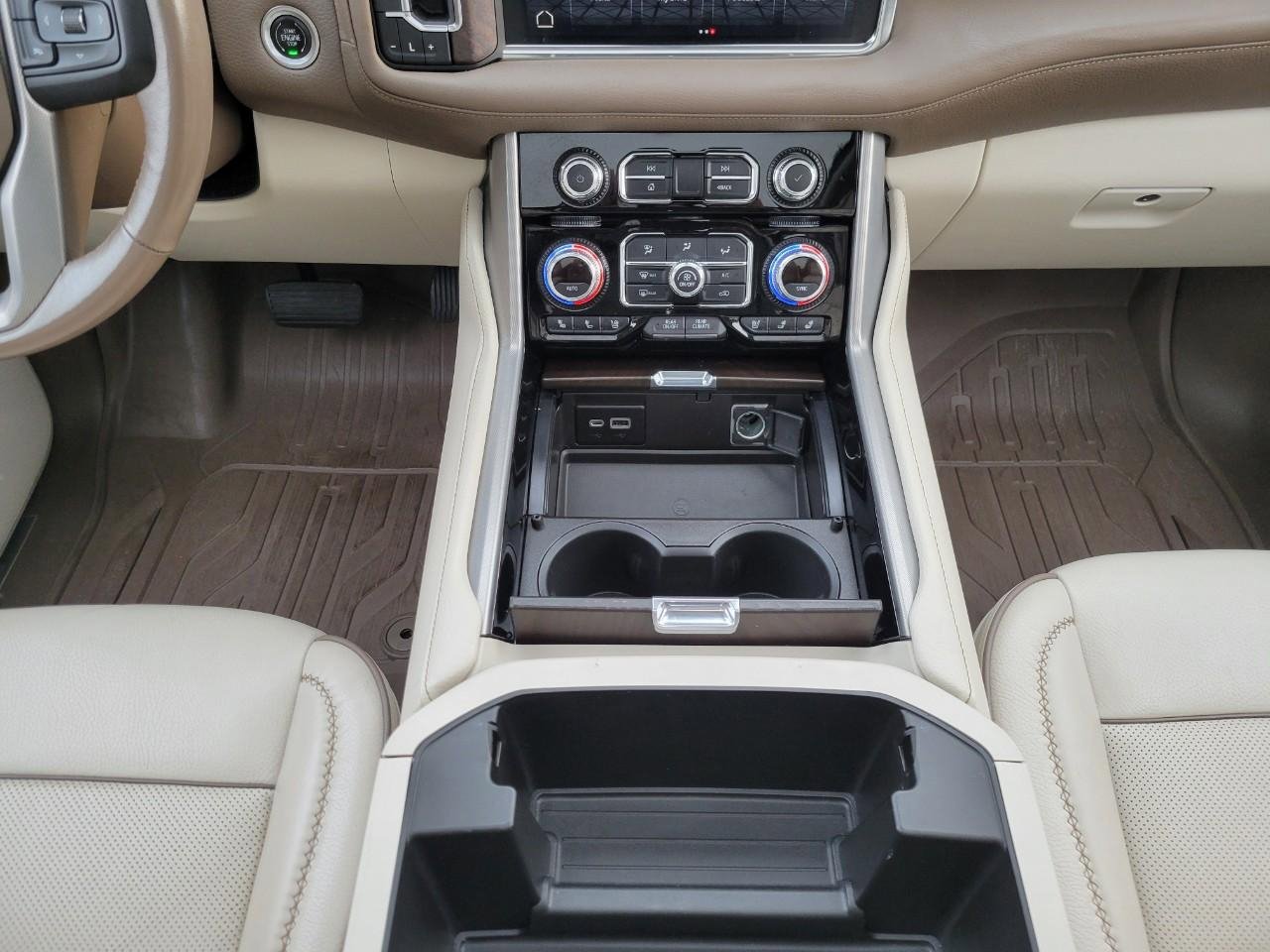 Used 2022 GMC Yukon Denali image 17