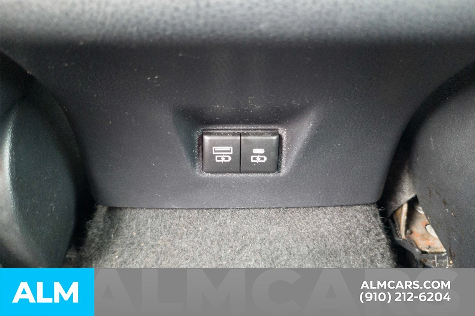 Used 2025 Toyota Camry SE FWD image 20