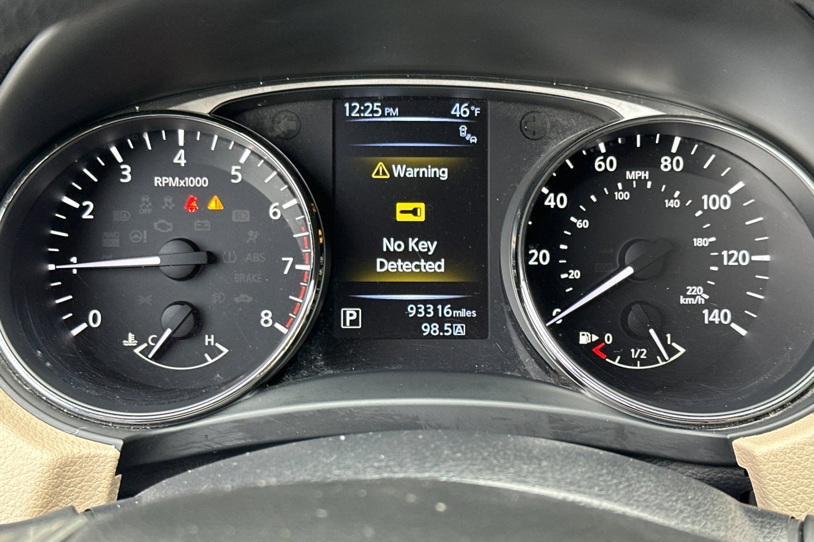 Used 2016 Nissan Rogue SV w/ SV Premium Package image 35