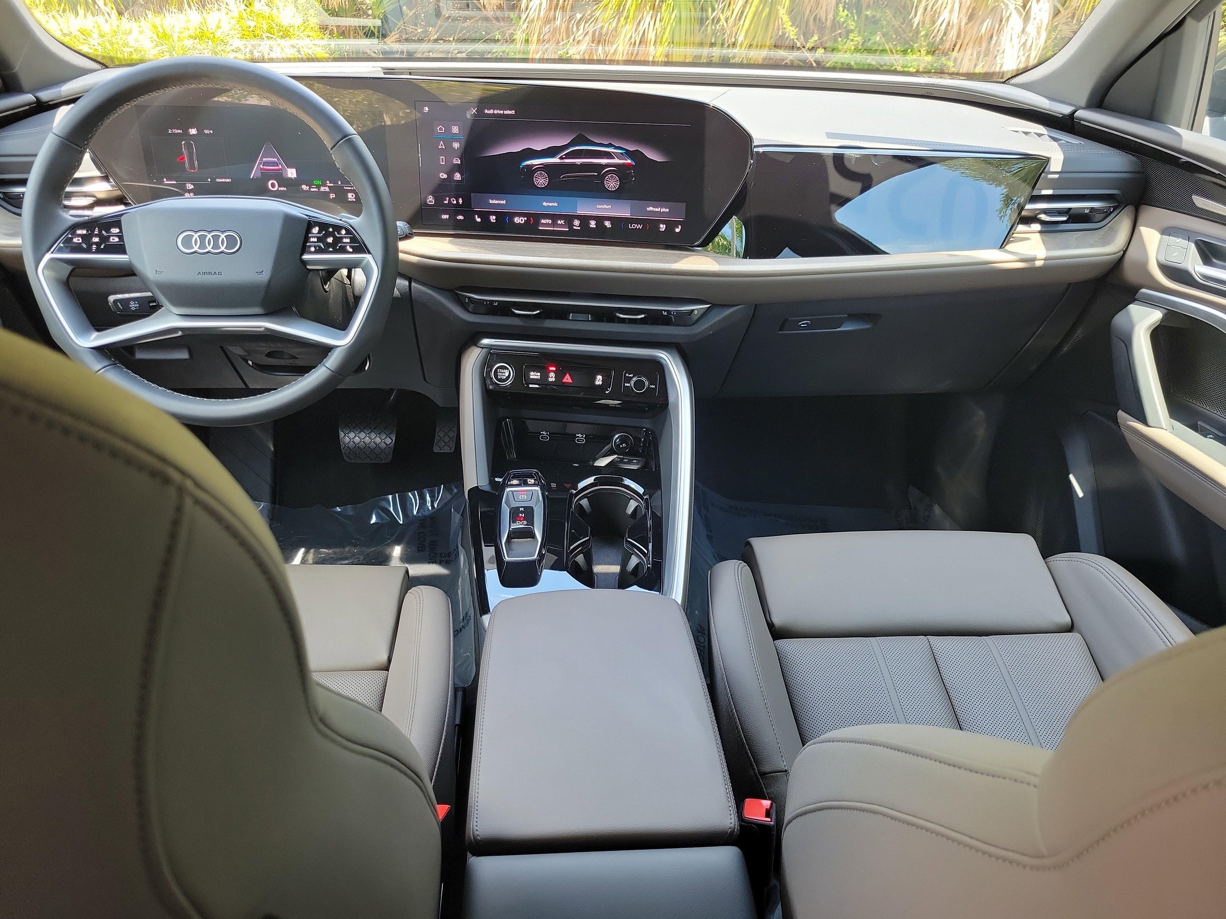 Certified 2025 Audi Q5 Premium Plus w/ Premium Plus AWD/4WD image 12