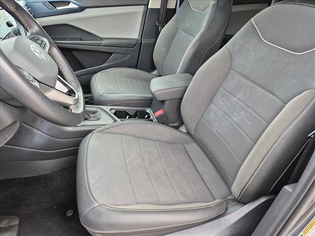 Used 2024 Volkswagen Taos SE FWD image 15