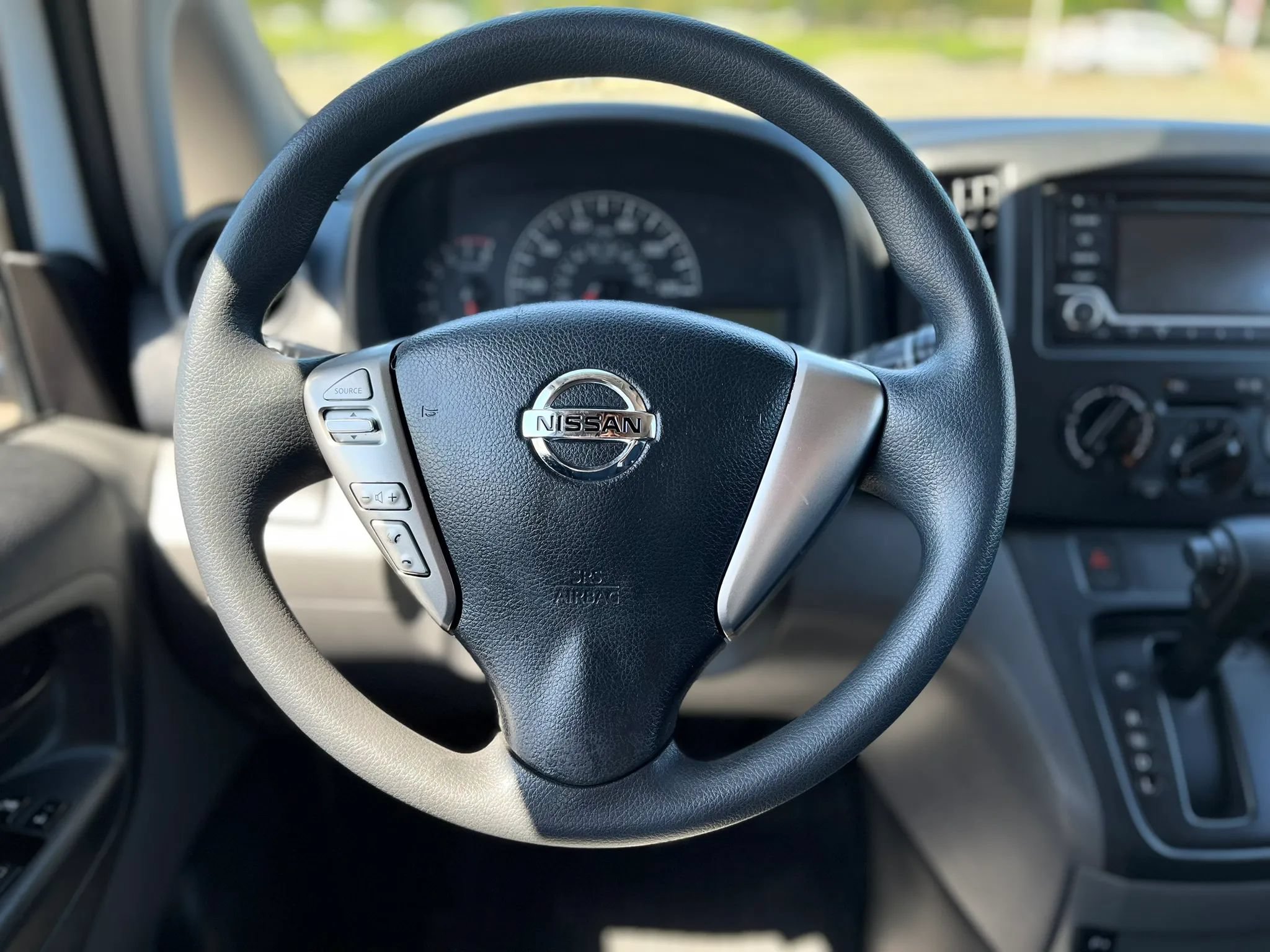Used 2019 Nissan NV200 S w/ Back Door Glass Package FWD image 15