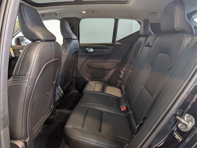 New 2026 Volvo XC40 B5 Plus w/ Protection Package Premier image 24