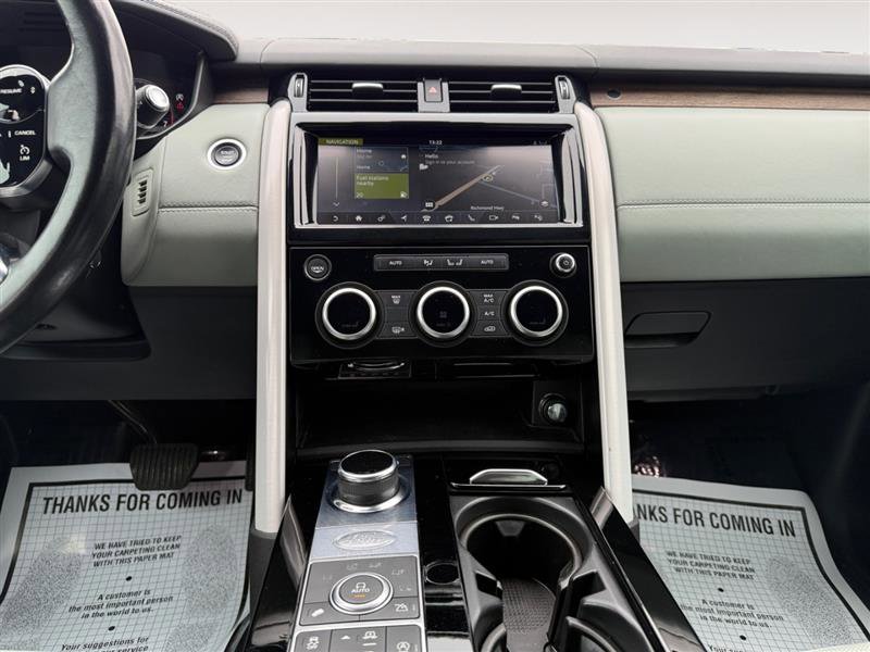 Used 2019 Land Rover Discovery HSE Luxury image 13