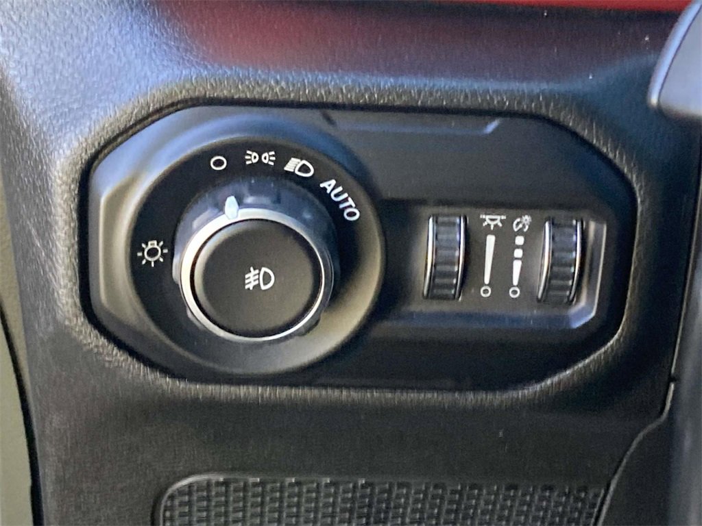 Used 2021 Jeep Wrangler Unlimited Rubicon image 20