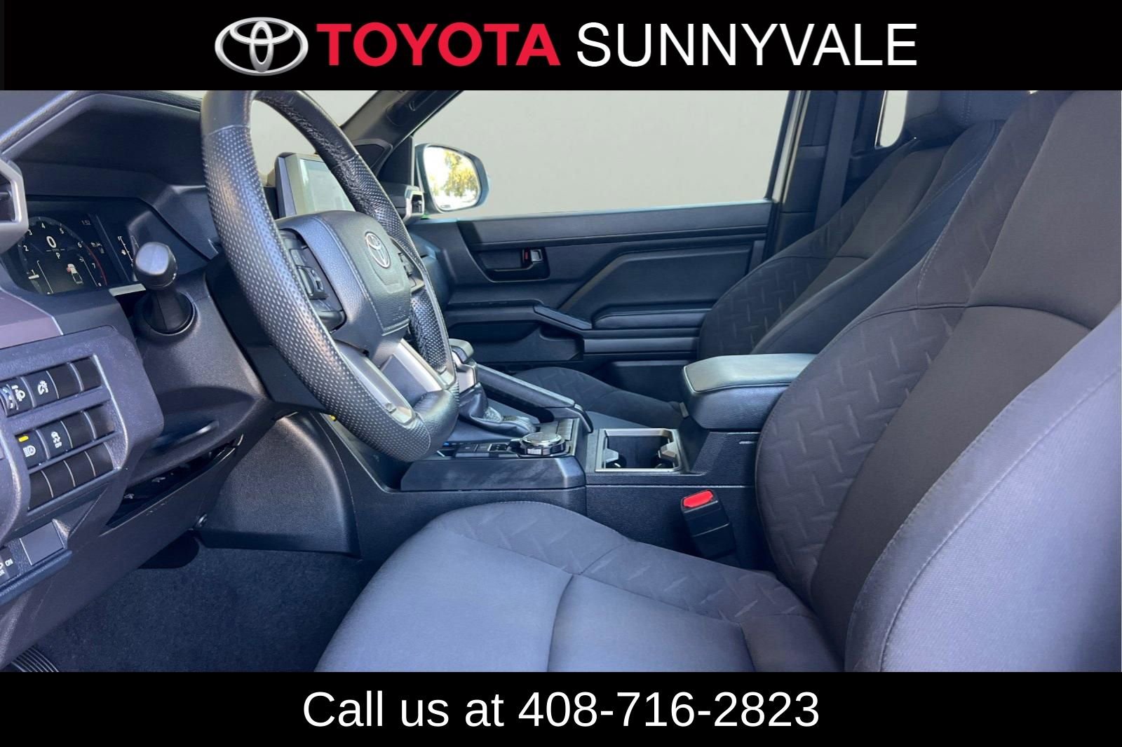 Used 2024 Toyota Tacoma SR5 AWD/4WD image 15