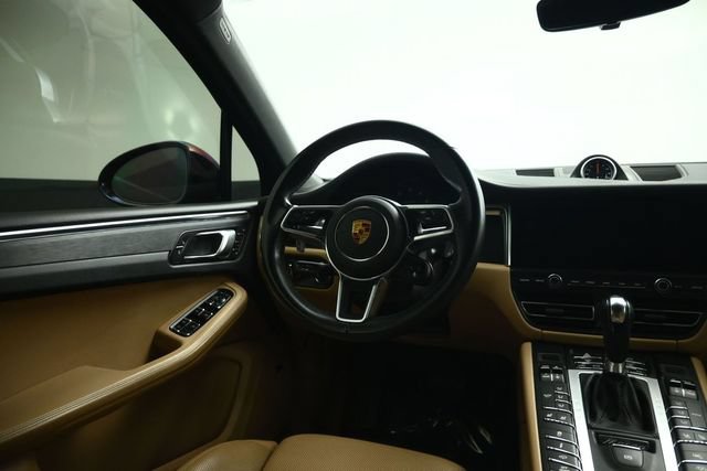 Used 2021 Porsche Macan GTS AWD/4WD image 39