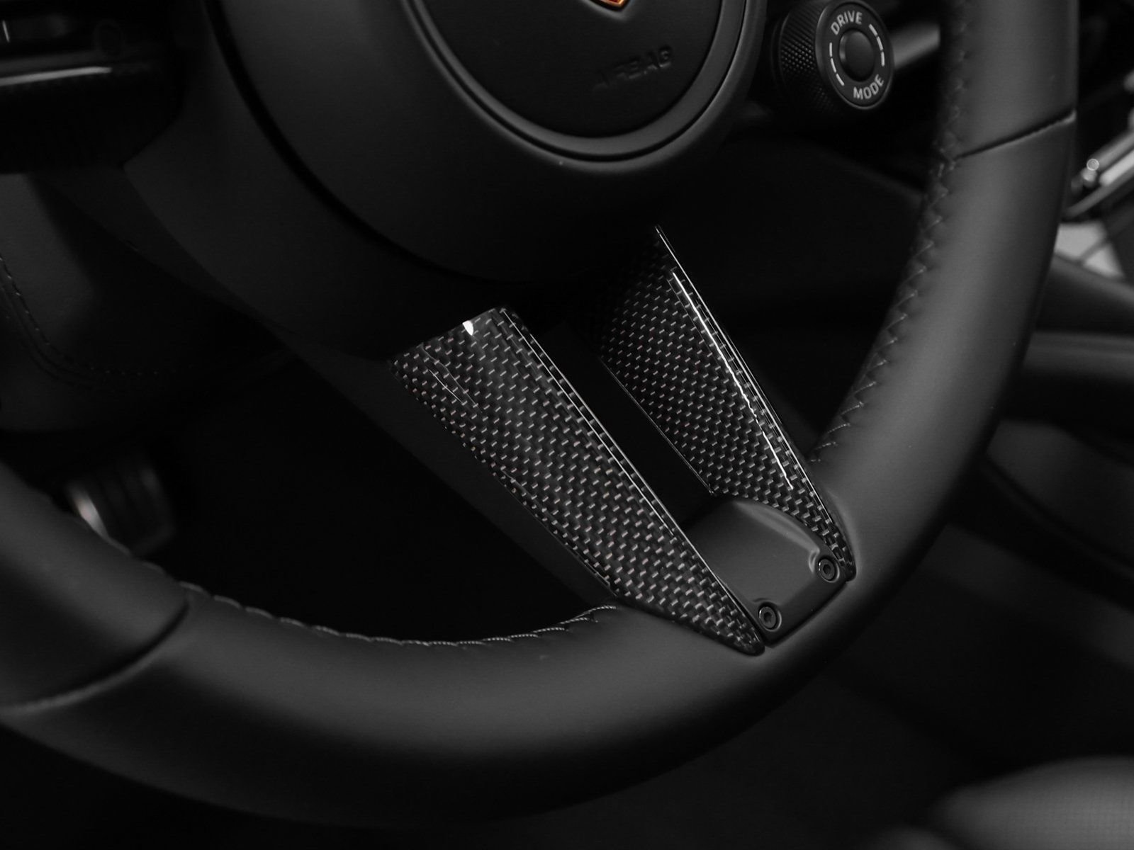 New 2026 Porsche Cayenne GTS image 38