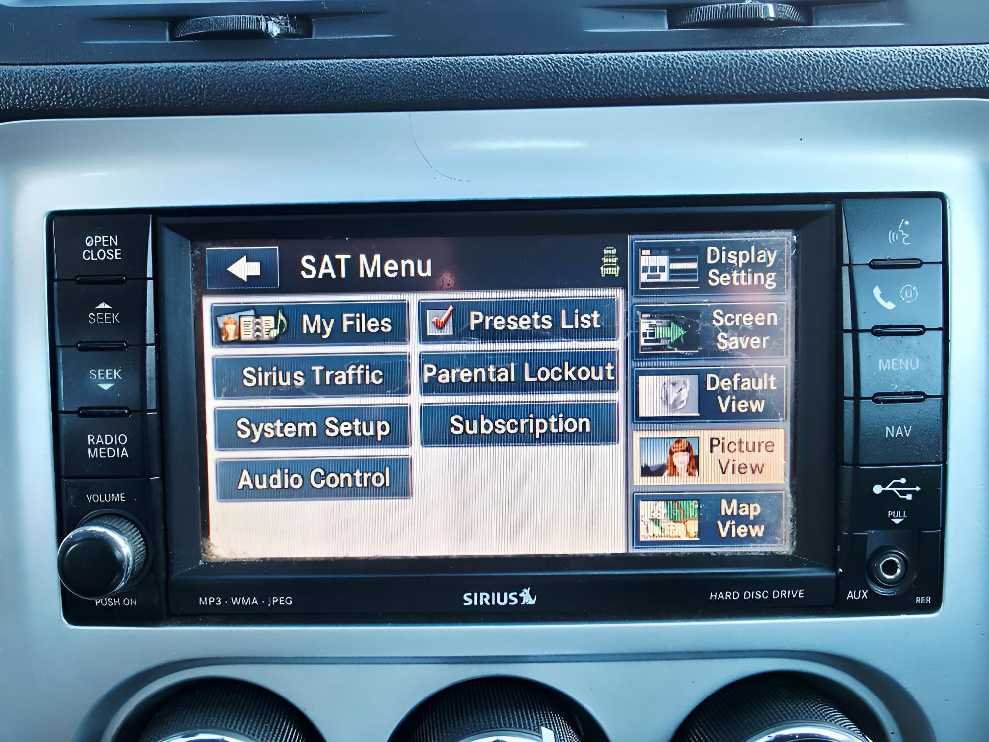 Used 2009 Dodge Challenger SE image 23