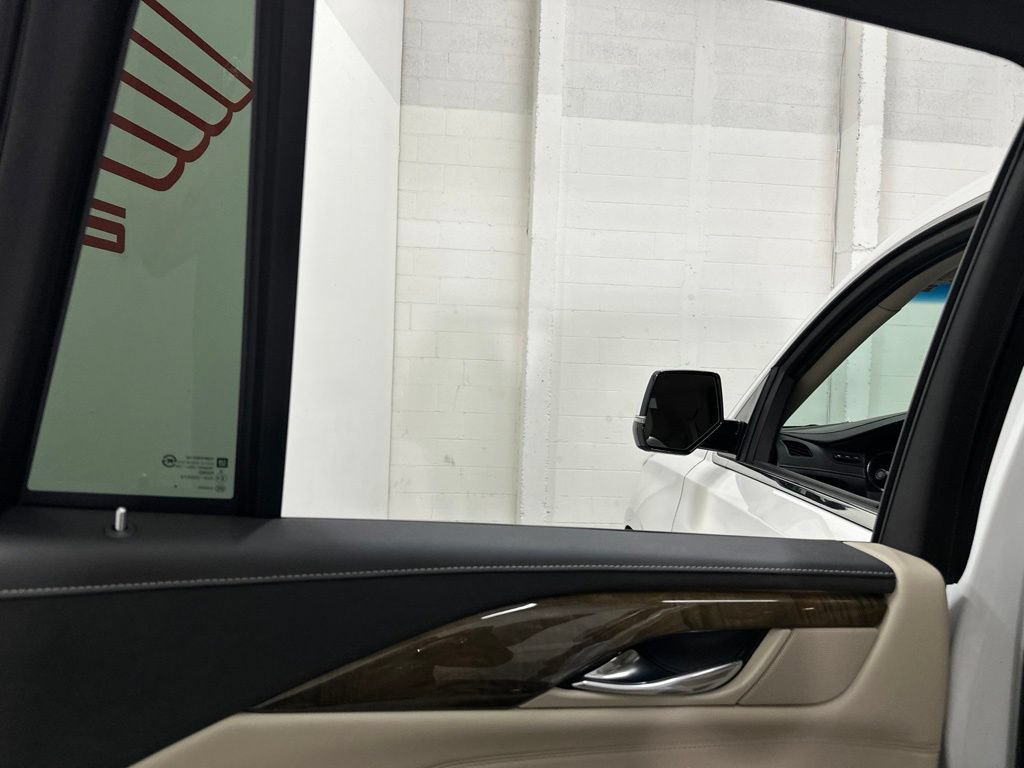 Used 2019 Cadillac Escalade Luxury AWD/4WD image 56