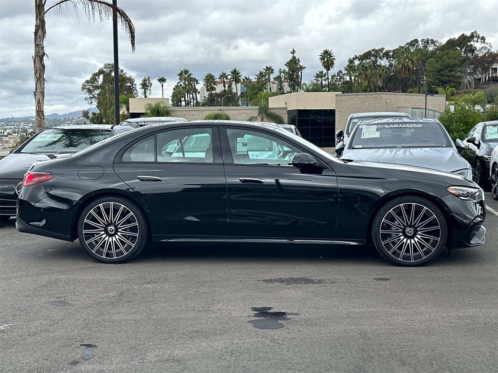 Certified 2025 Mercedes-Benz E 350 4MATIC Sedan image 2