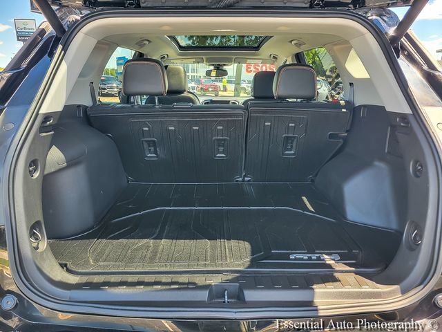 Certified 2023 GMC Terrain AT4 w/ Infotainment Package II AWD/4WD image 21