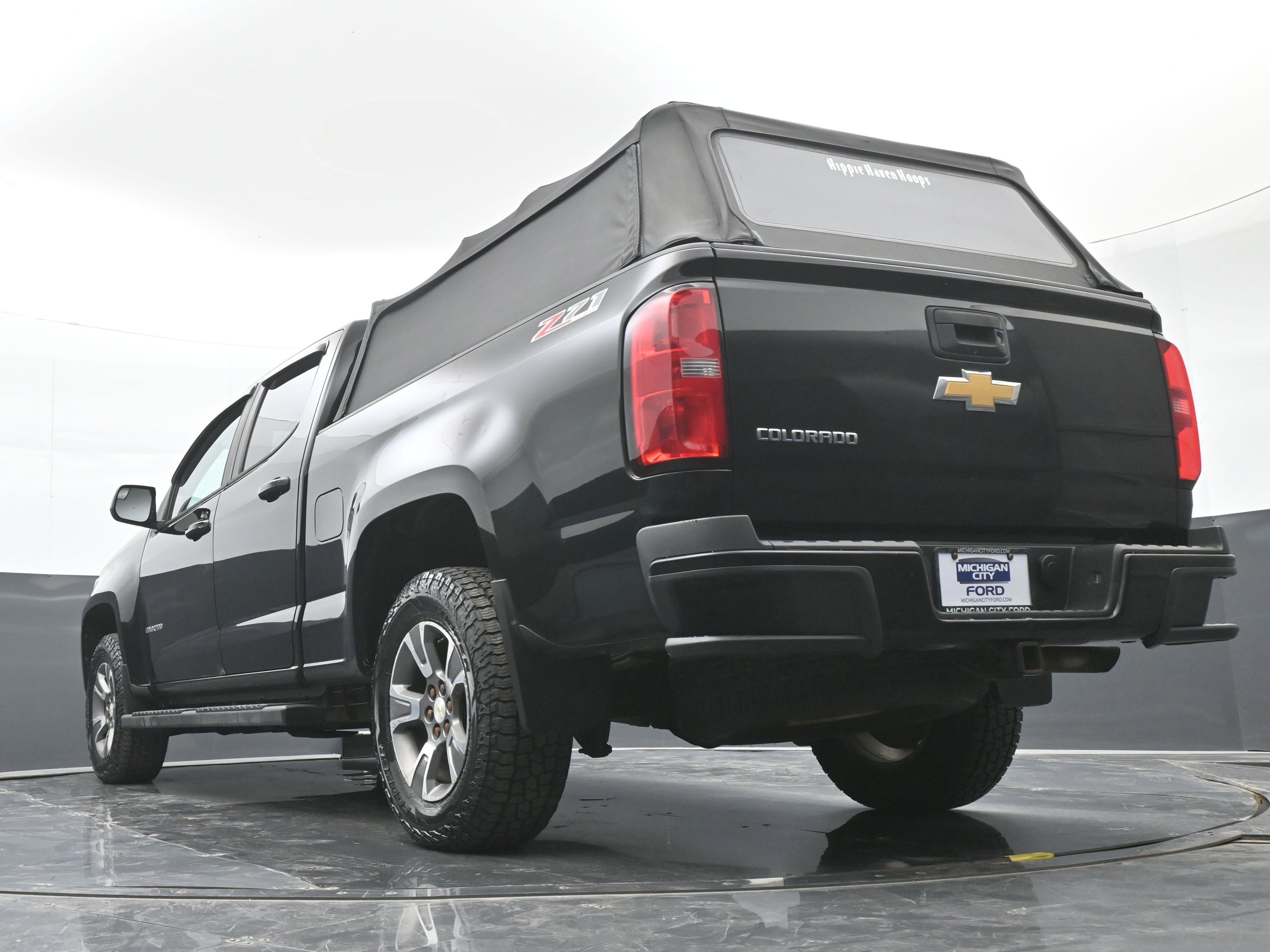 Used 2015 Chevrolet Colorado Z71 AWD/4WD image 40