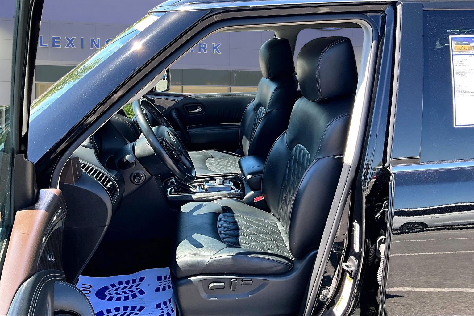 Used 2021 Nissan Armada Platinum w/ Captain's Chairs Package AWD/4WD image 21