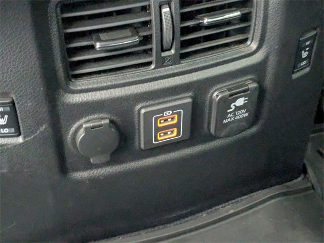 Used 2023 Nissan Titan PRO-4X w/ Pro-4x Convenience Package image 26