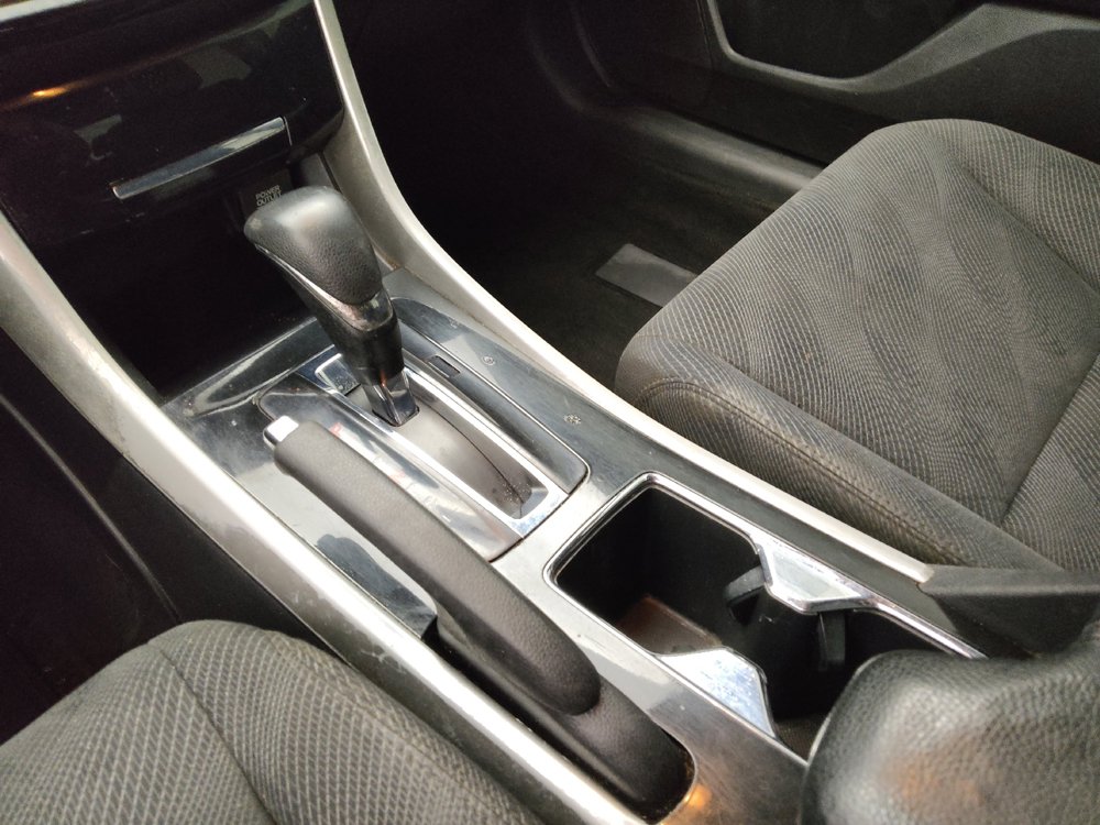 Used 2017 Honda Accord EX image 26