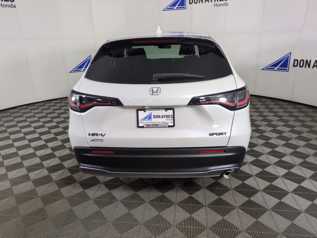 New 2026 Honda HR-V Sport image 4