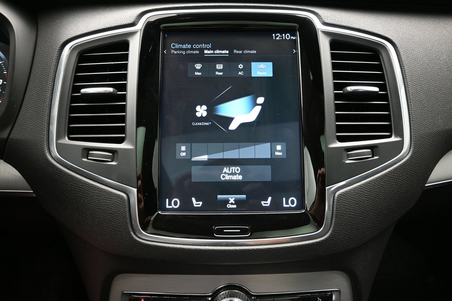 Used 2021 Volvo XC90 T5 Momentum w/ Protection Package Premier FWD image 35