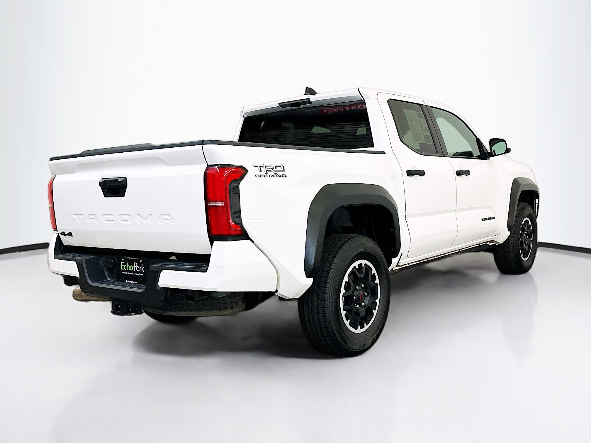 Used 2024 Toyota Tacoma TRD Off-Road image 9