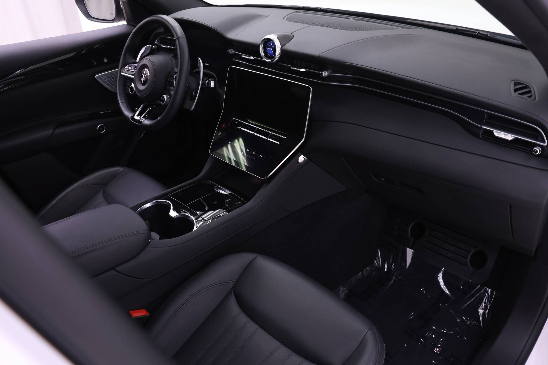 Certified 2023 Maserati Grecale Modena AWD/4WD image 23