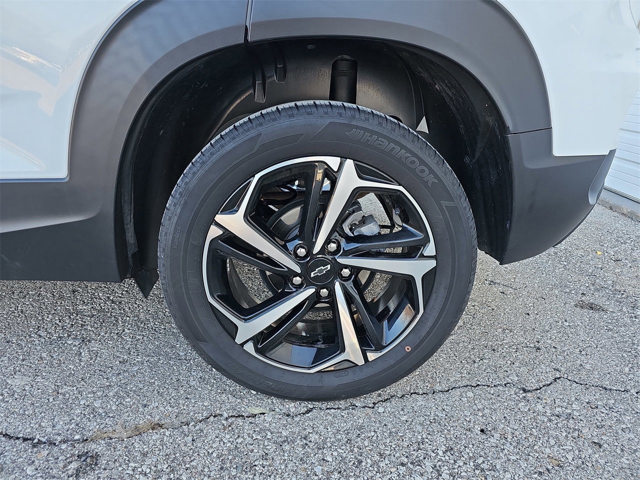 Certified 2023 Chevrolet TrailBlazer RS w/ Convenience Package image 32