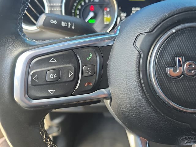 Used 2022 Jeep Wrangler Unlimited Sahara w/ Cold Weather Group image 16