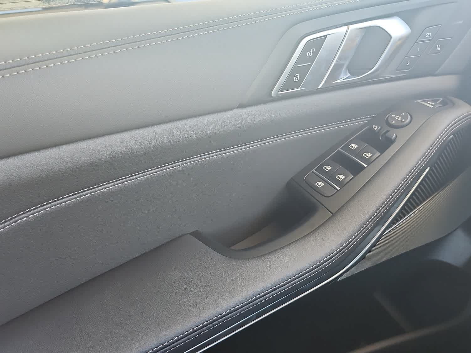 New 2026 BMW X5 M60i AWD/4WD image 25