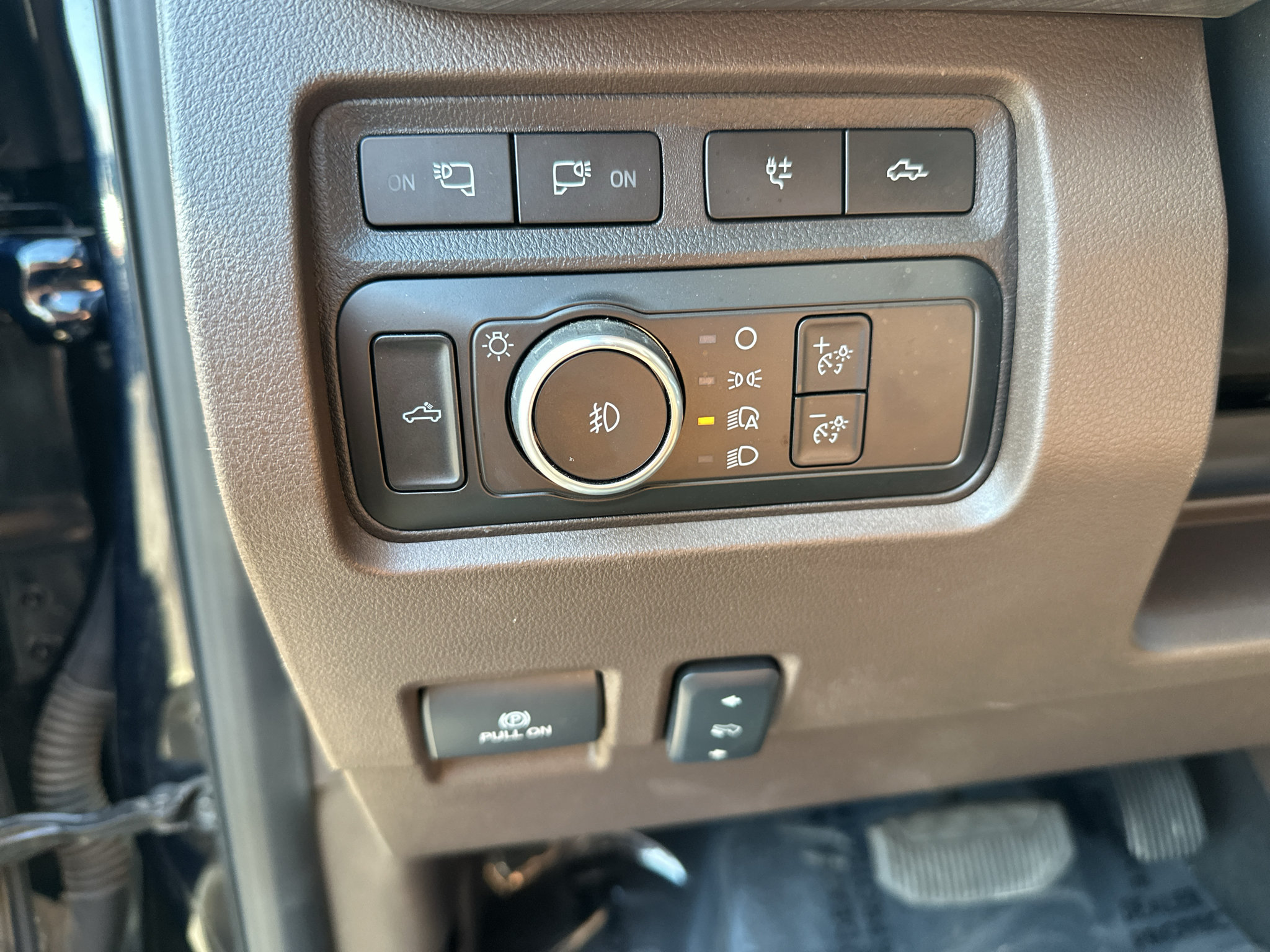 Used 2024 Ford F450 King Ranch w/ FX4 Off-Road Package AWD/4WD image 22