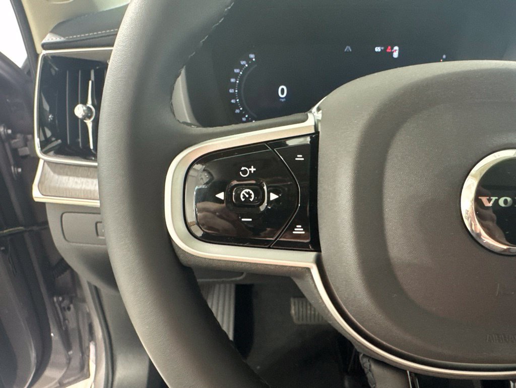 New 2026 Volvo XC90 B6 Ultra w/ Protection Package AWD/4WD image 9