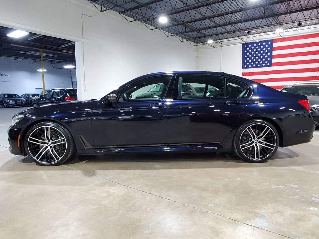 Used 2019 BMW 750i w/ Luxury Rear Seating Package image 13