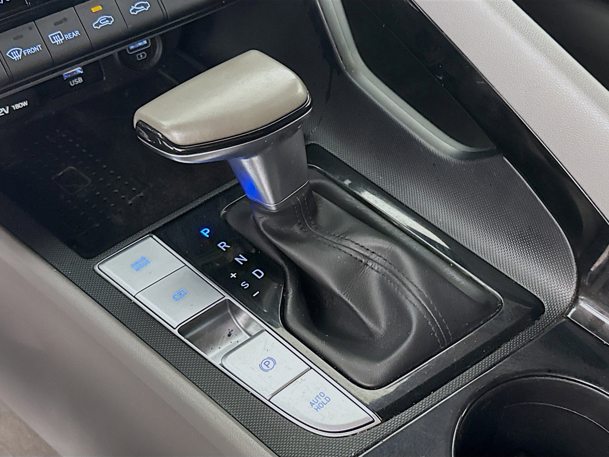 Used 2022 Hyundai Elantra SEL w/ Convenience + Premium Package image 19