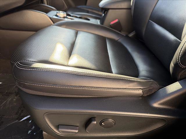 Used 2022 Ford Escape SEL w/ Technology Package image 13