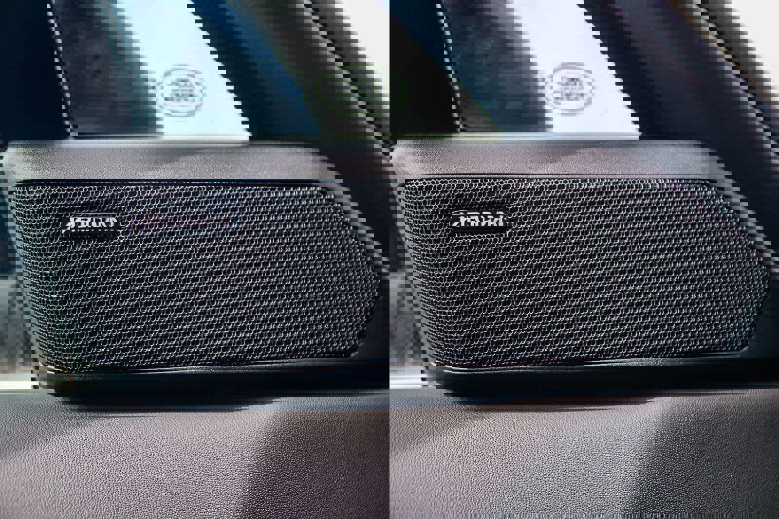 Used 2025 Land Rover Range Rover Sport SE image 23