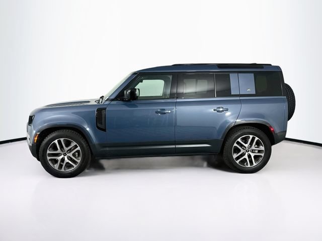Used 2024 Land Rover Defender 110 S AWD/4WD image 8