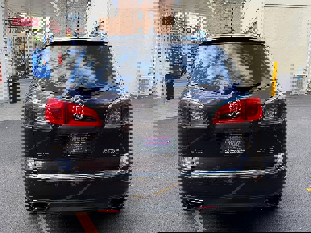 Used 2017 Buick Enclave Leather image 4