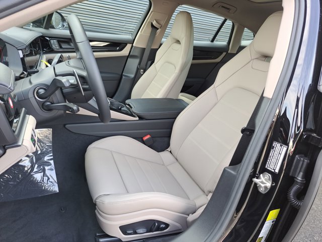 New 2026 Porsche Panamera 4 image 5