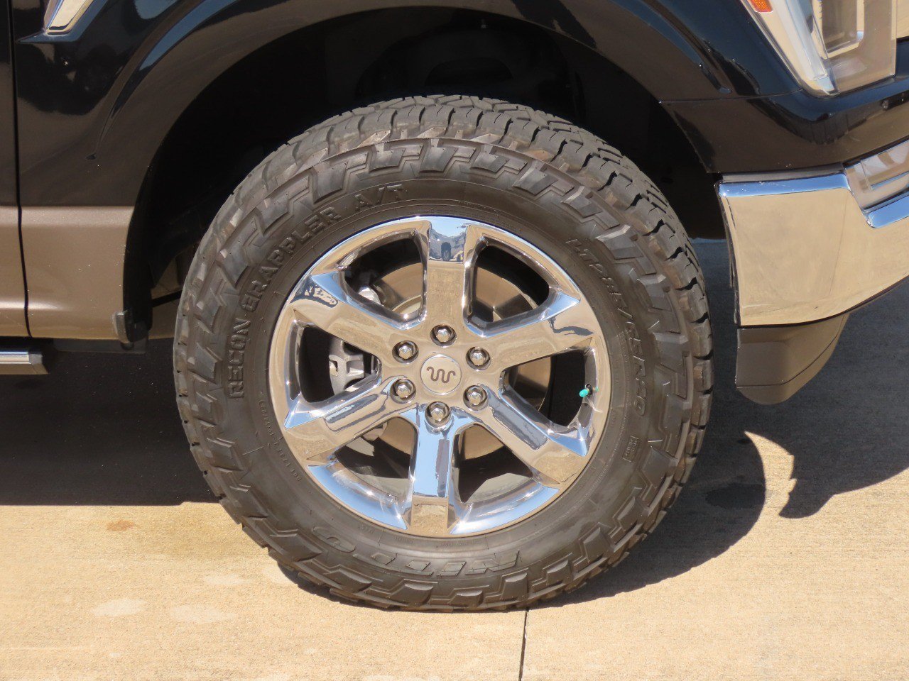 Certified 2022 Ford F150 King Ranch w/ Equipment Group 601A High AWD/4WD image 9