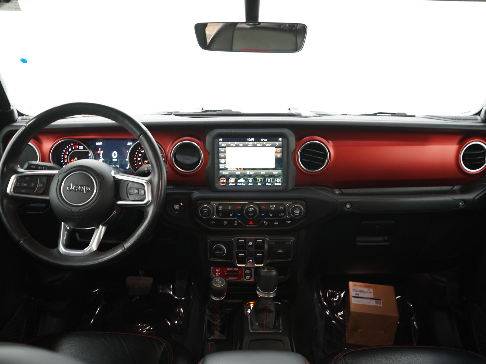 Used 2020 Jeep Gladiator Rubicon w/ Dual Top Group AWD/4WD image 17