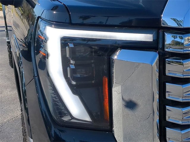 Used 2024 GMC Sierra 2500 Denali w/ Denali Reserve Package image 10