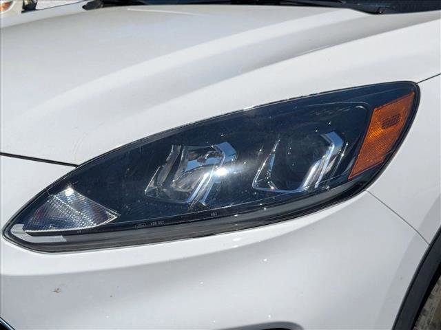 Used 2020 Ford Escape SE video 2