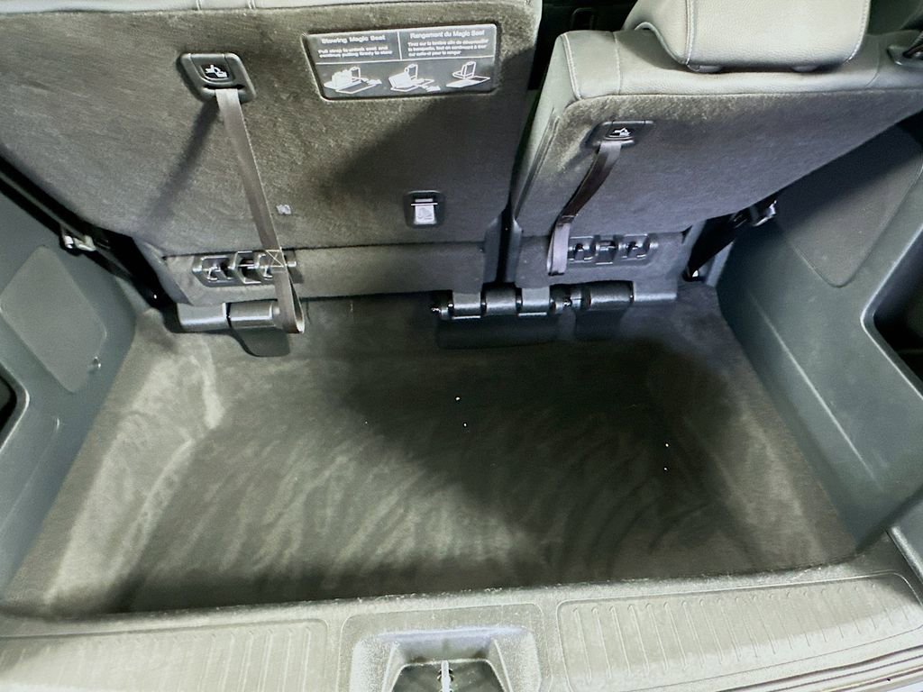 Used 2023 Honda Odyssey Touring image 35