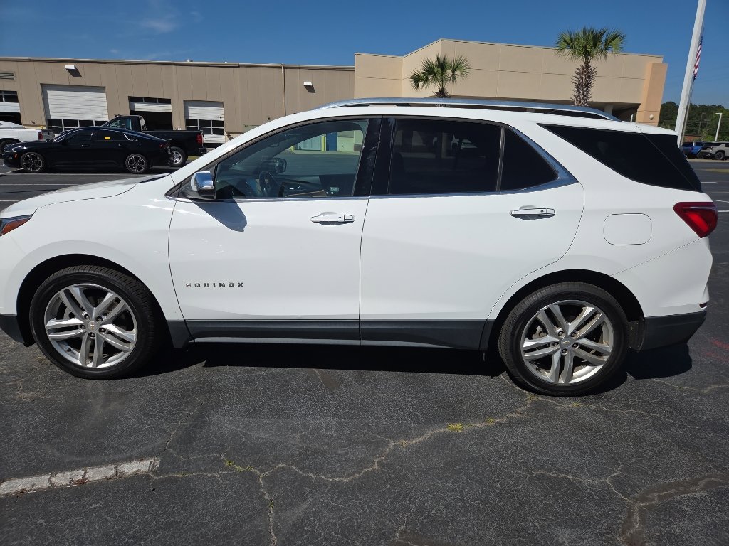 Used 2018 Chevrolet Equinox Premier image 3
