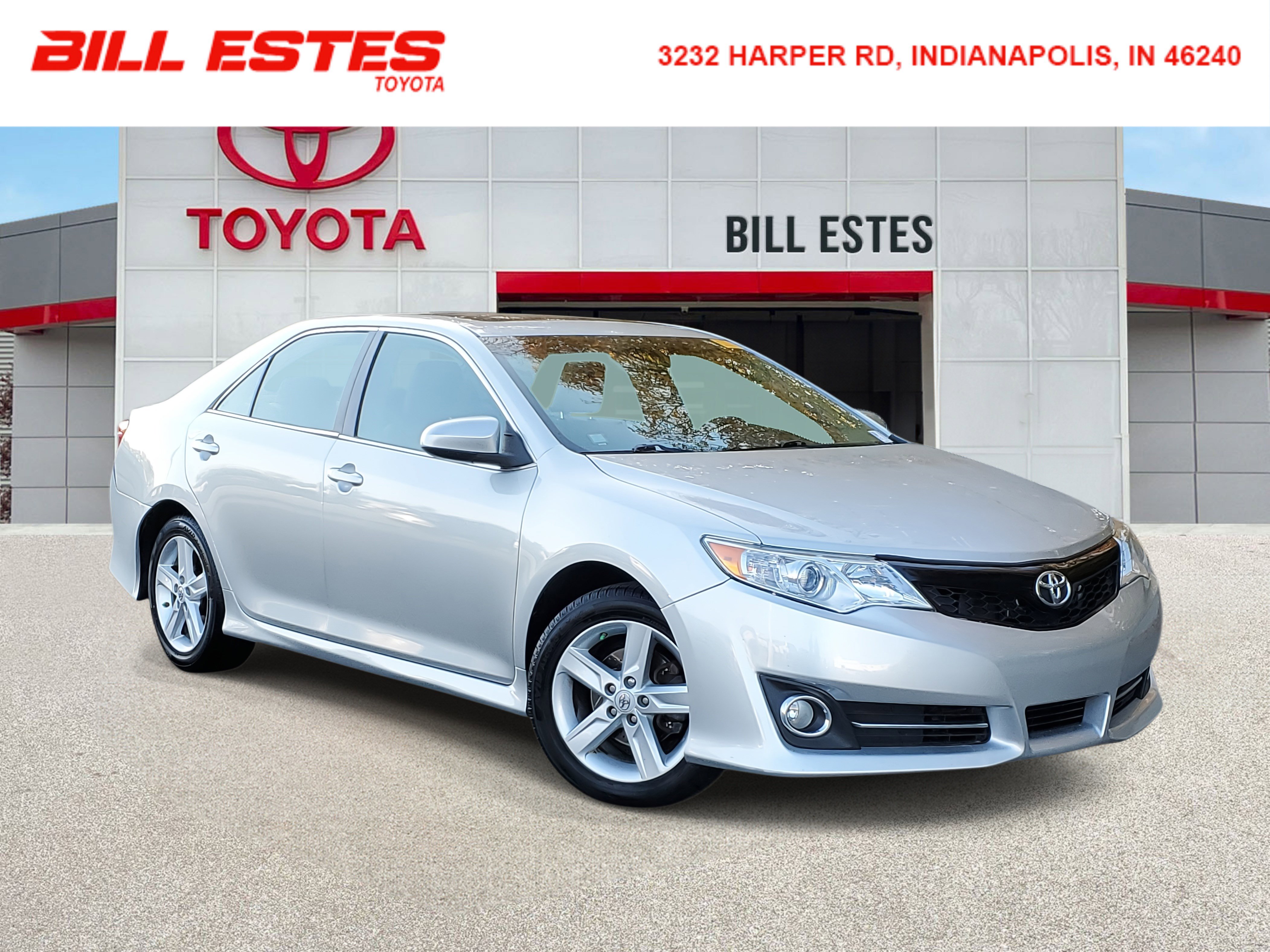 Used 2014 Toyota Camry SE