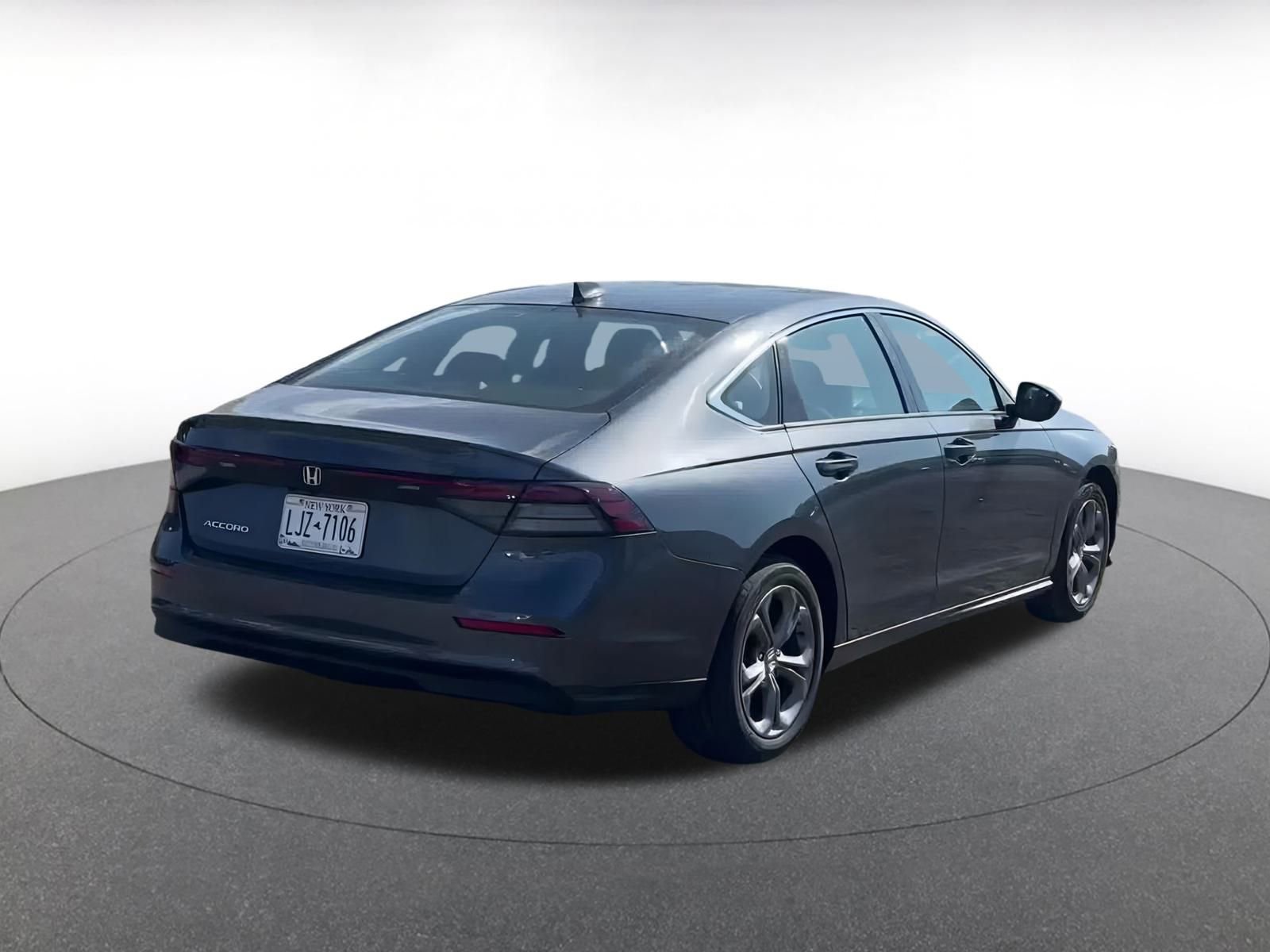 Used 2024 Honda Accord EX image 14